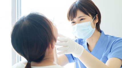 インプラントのメンテナンスって？長く快適に使うために知っておきたいこと
