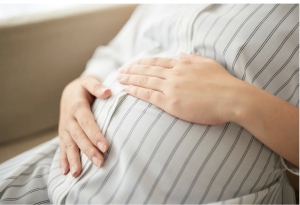 妊娠性エプーリスとは？妊娠中にできる歯ぐきの腫れと治療法